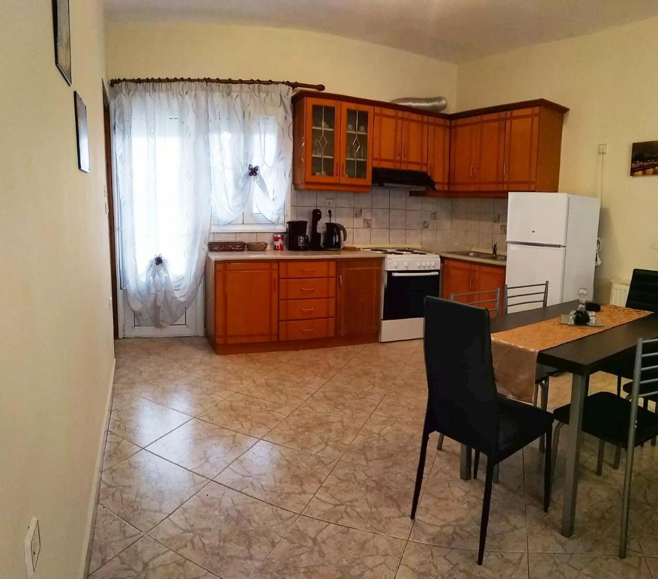 לימנריה Georgia'S Home מראה חיצוני תמונה